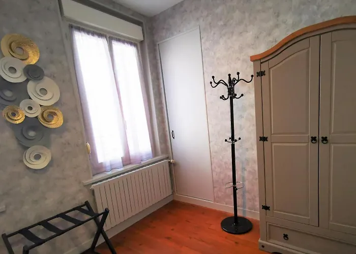 Holiday home Gite Gites De France - Les Violettes Saint-Valery-en-Caux